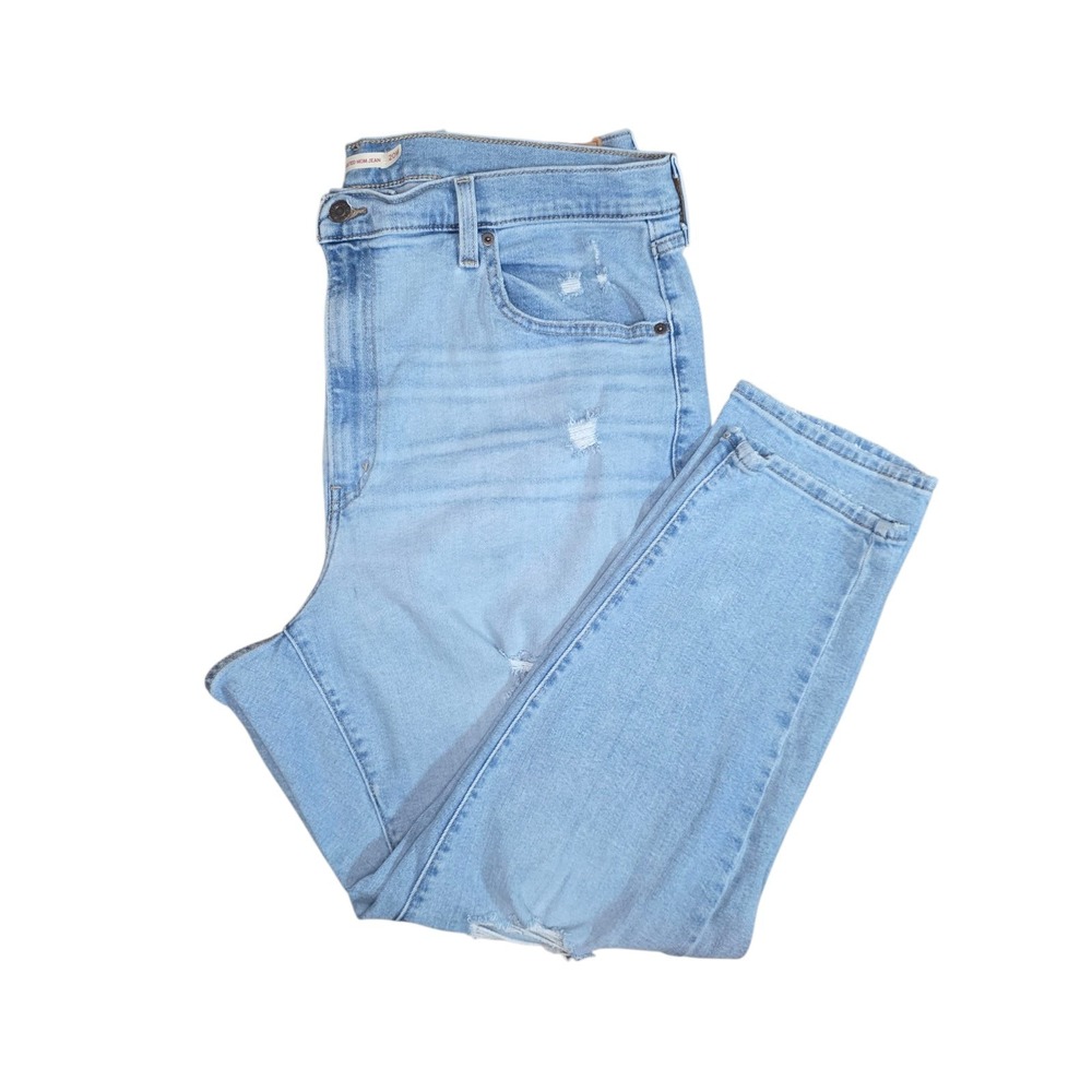 Levi's Light Blue High-waisted Mom Jean - Picture 3 of 6